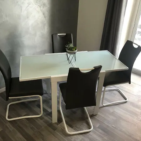 Apartment Tembo House - Pantano 2 *