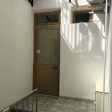 Tembo House - Pantano 2 アパート